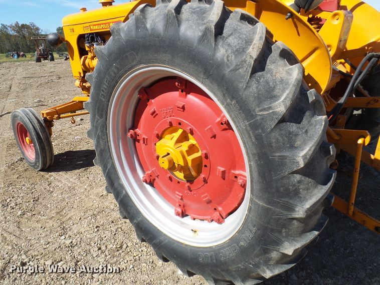 image for item DC2918 1954 Minneapolis Moline UB  tractor