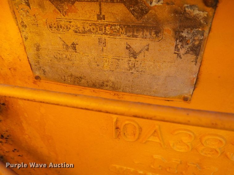 image for item DC2918 1954 Minneapolis Moline UB  tractor