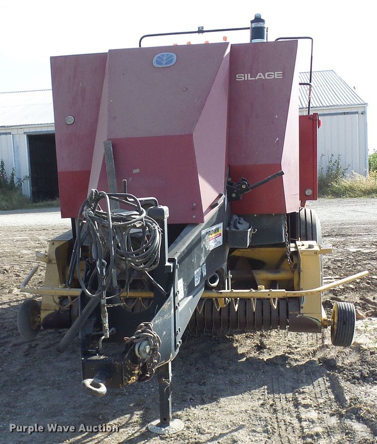 image for item DC2933 1998 New Holland 590  large square baler