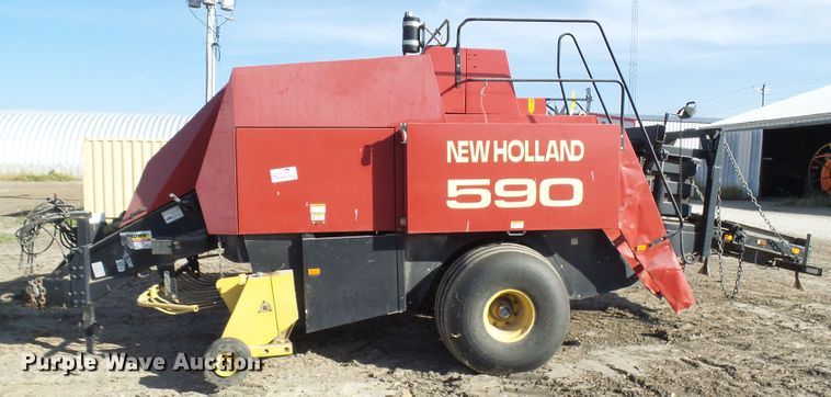 image for item DC2933 1998 New Holland 590  large square baler