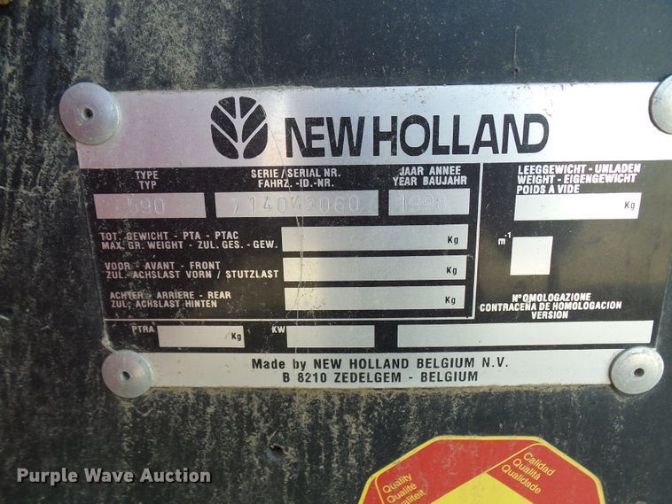 image for item DC2933 1998 New Holland 590  large square baler