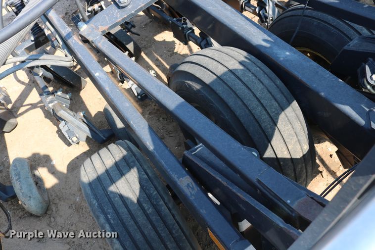 image for item DD6152 2002 Flexi-Coil 6000 air seeder