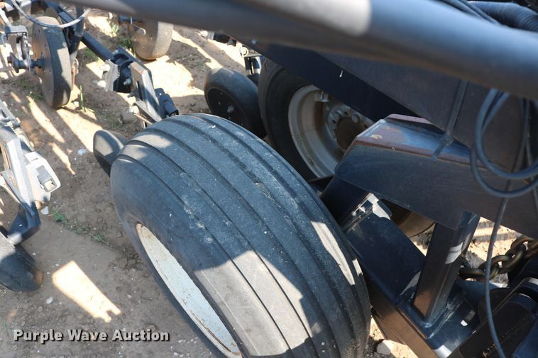 image for item DD6152 2002 Flexi-Coil 6000 air seeder