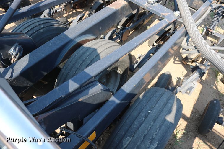 image for item DD6152 2002 Flexi-Coil 6000 air seeder