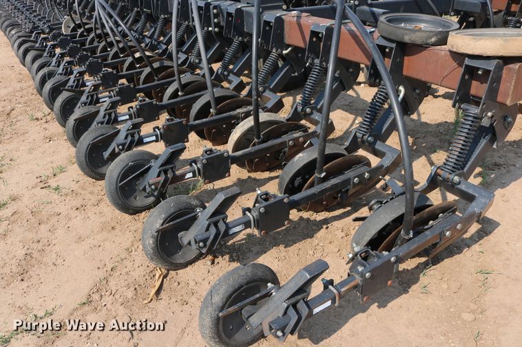 image for item DD6152 2002 Flexi-Coil 6000 air seeder