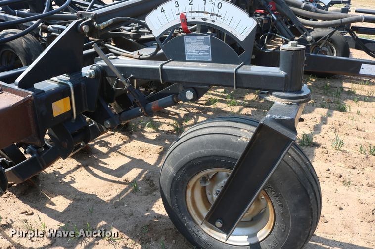 image for item DD6152 2002 Flexi-Coil 6000 air seeder