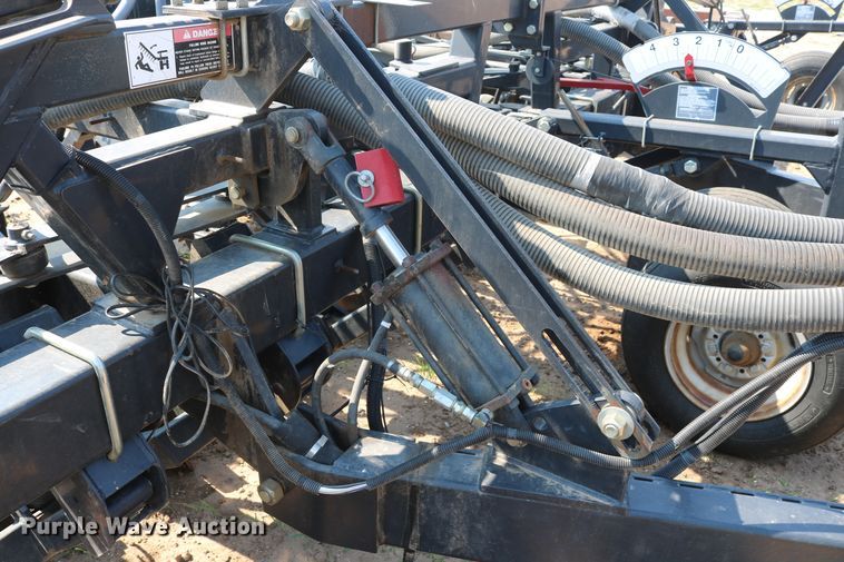 image for item DD6152 2002 Flexi-Coil 6000 air seeder