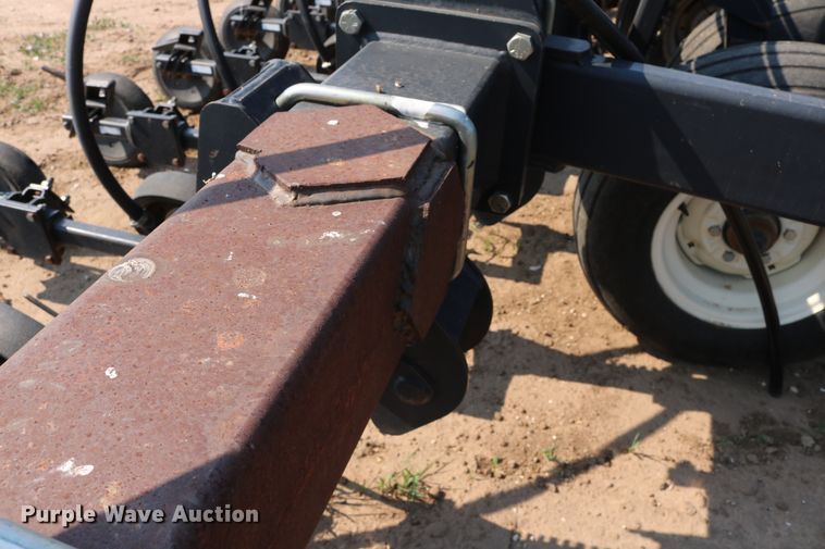 image for item DD6152 2002 Flexi-Coil 6000 air seeder