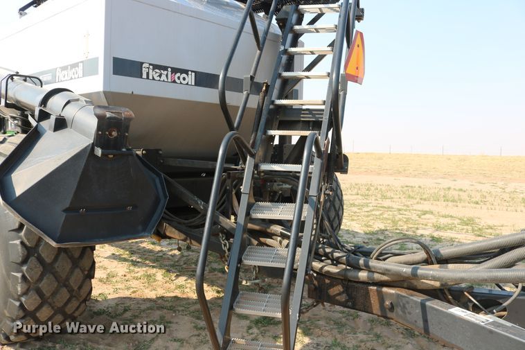 image for item DD6152 2002 Flexi-Coil 6000 air seeder