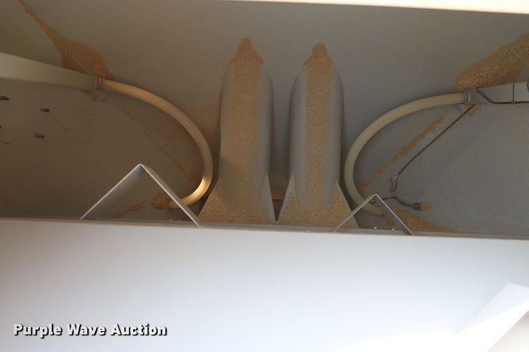 image for item DD6152 2002 Flexi-Coil 6000 air seeder