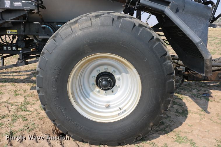 image for item DD6152 2002 Flexi-Coil 6000 air seeder