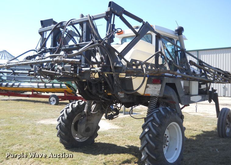 image for item DF4508 1995 Melroe SpraCoupe 3430  sprayer