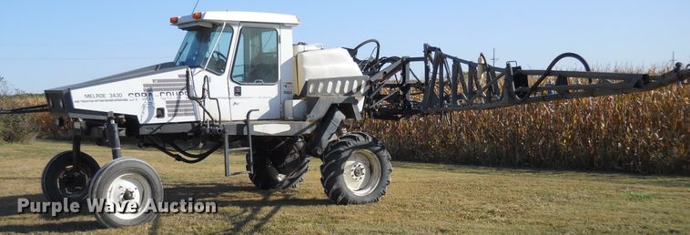 image for item DF4508 1995 Melroe SpraCoupe 3430  sprayer