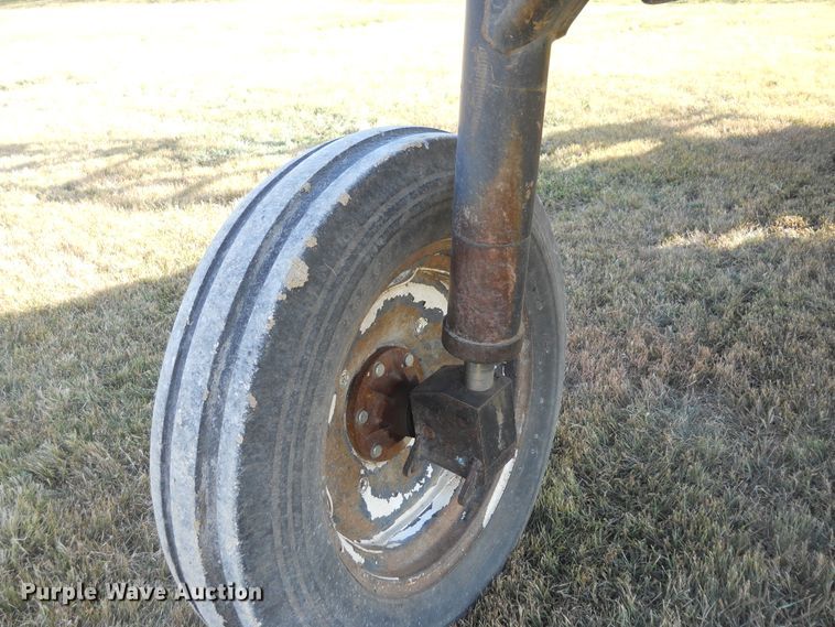 image for item DF4508 1995 Melroe SpraCoupe 3430  sprayer