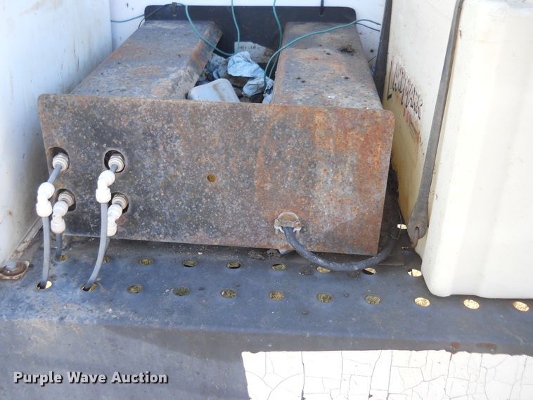 image for item DF4508 1995 Melroe SpraCoupe 3430  sprayer