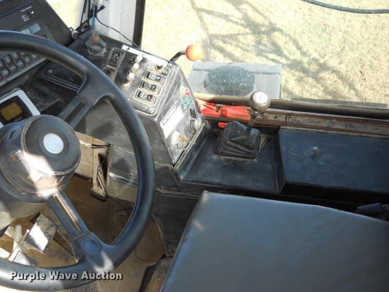 image for item DF4508 1995 Melroe SpraCoupe 3430  sprayer