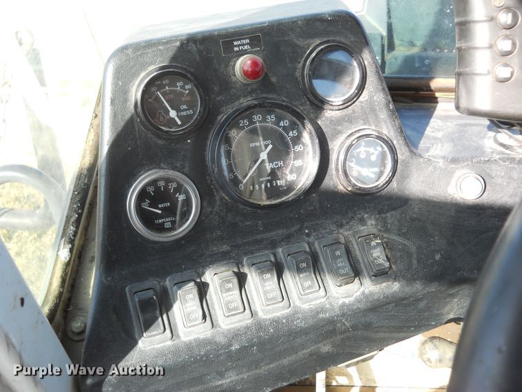 image for item DF4508 1995 Melroe SpraCoupe 3430  sprayer