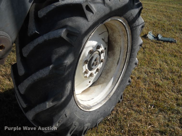 image for item DF4508 1995 Melroe SpraCoupe 3430  sprayer