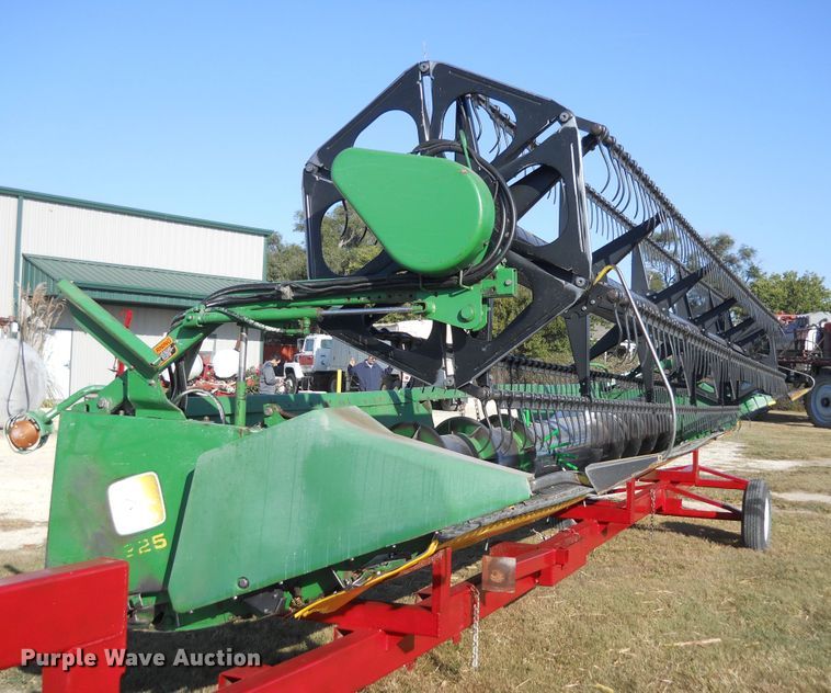 image for item DF4509 1997 John Deere 925F flex head