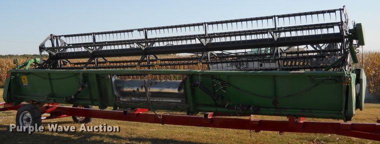 image for item DF4509 1997 John Deere 925F flex head