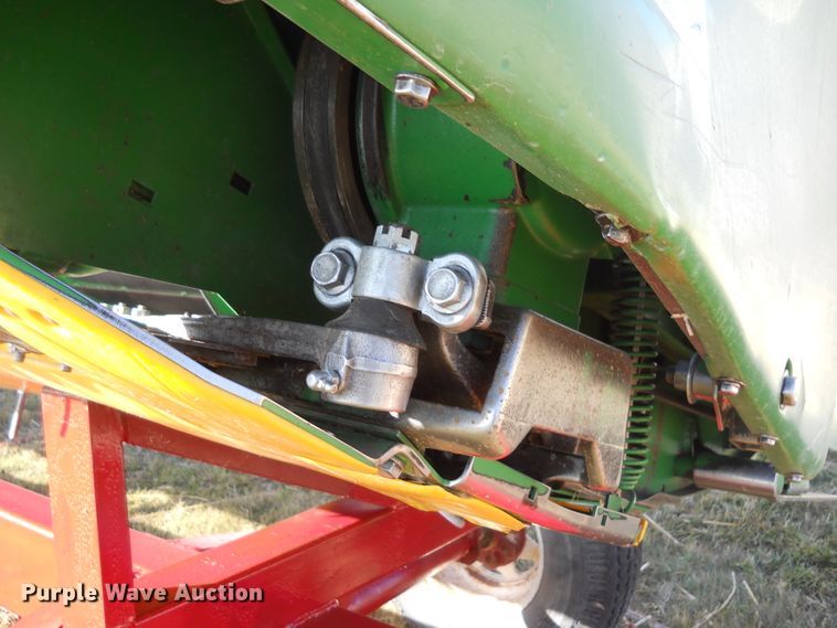 image for item DF4509 1997 John Deere 925F flex head