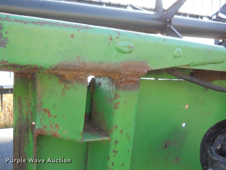 image for item DF4509 1997 John Deere 925F flex head