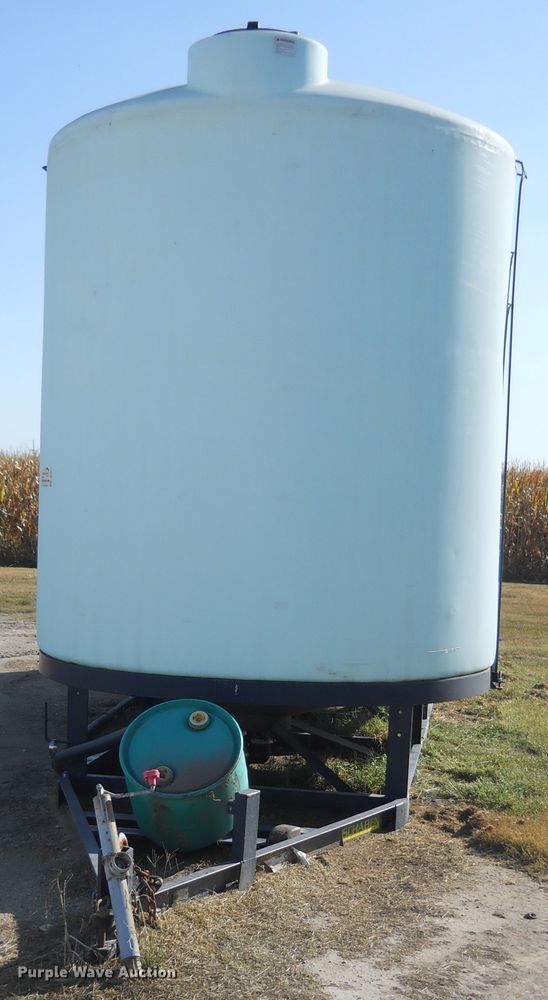 image for item DF4511 Schaben triple cone bottom fertilizer trailer