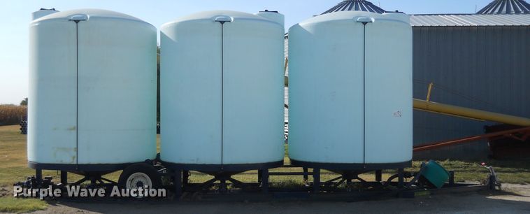 image for item DF4511 Schaben triple cone bottom fertilizer trailer
