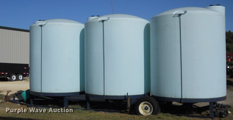 image for item DF4511 Schaben triple cone bottom fertilizer trailer