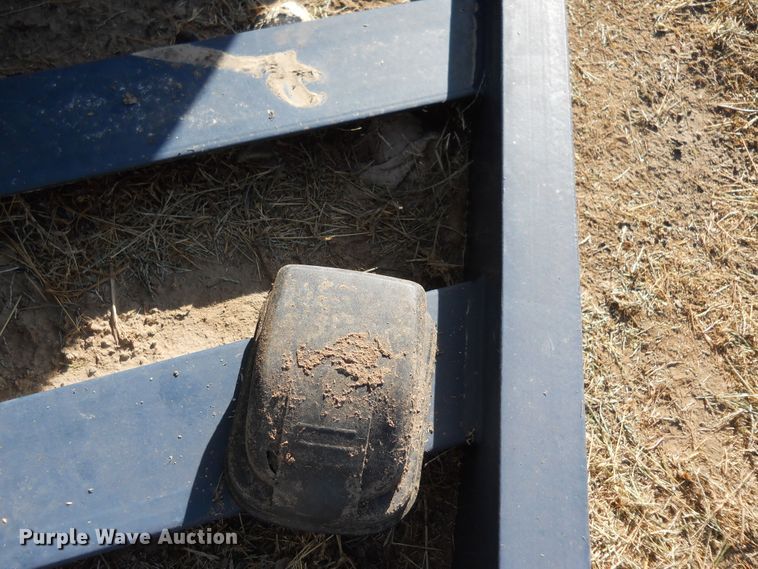 image for item DF4511 Schaben triple cone bottom fertilizer trailer