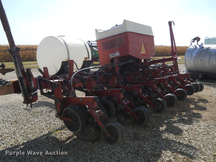 image for item DF4514 1991 Case IH 900 Cyclo Air planter