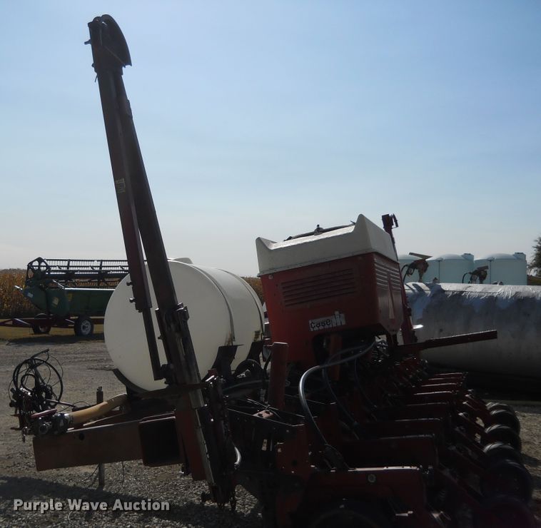 image for item DF4514 1991 Case IH 900 Cyclo Air planter