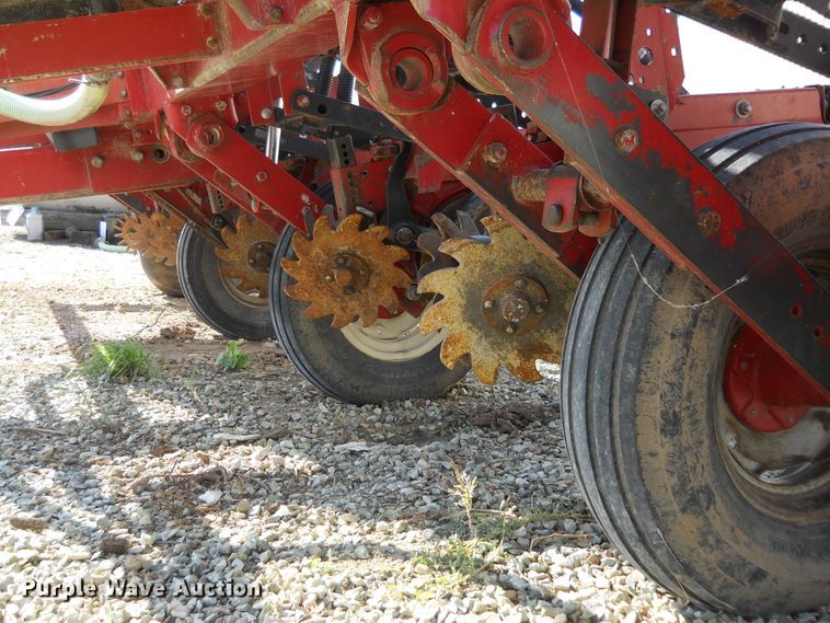 image for item DF4514 1991 Case IH 900 Cyclo Air planter