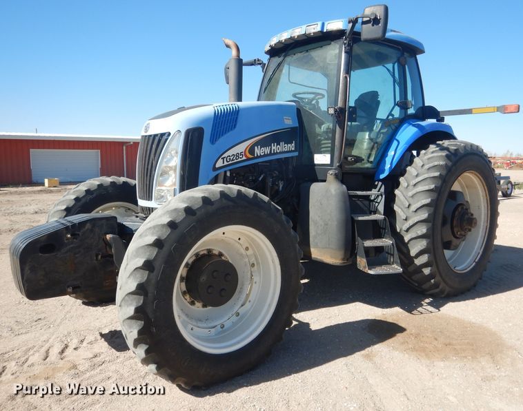 image for item DG4626 2003 New Holland TG285  MFWD tractor