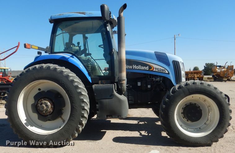 image for item DG4626 2003 New Holland TG285  MFWD tractor