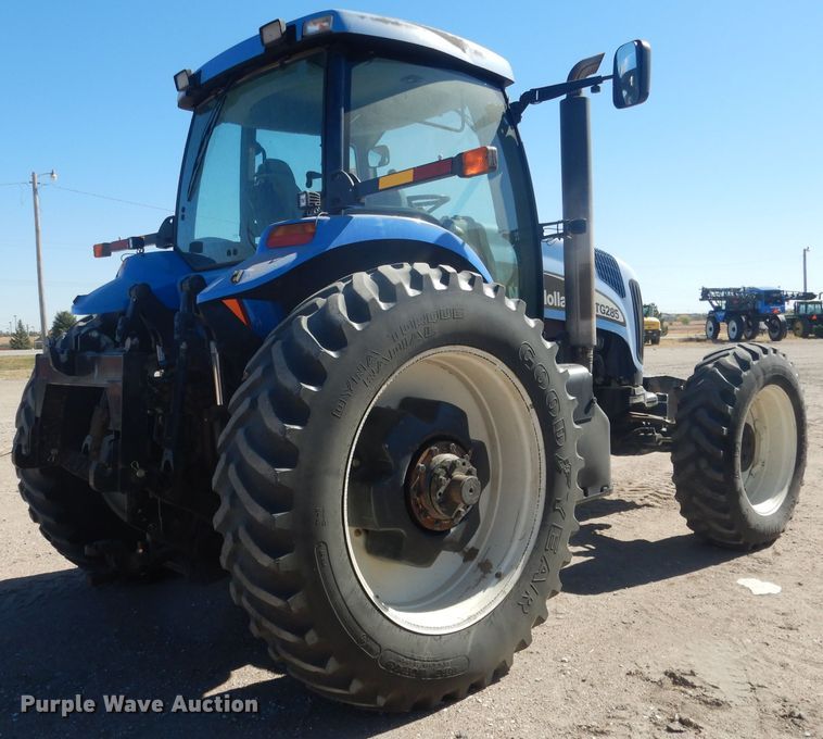 image for item DG4626 2003 New Holland TG285  MFWD tractor