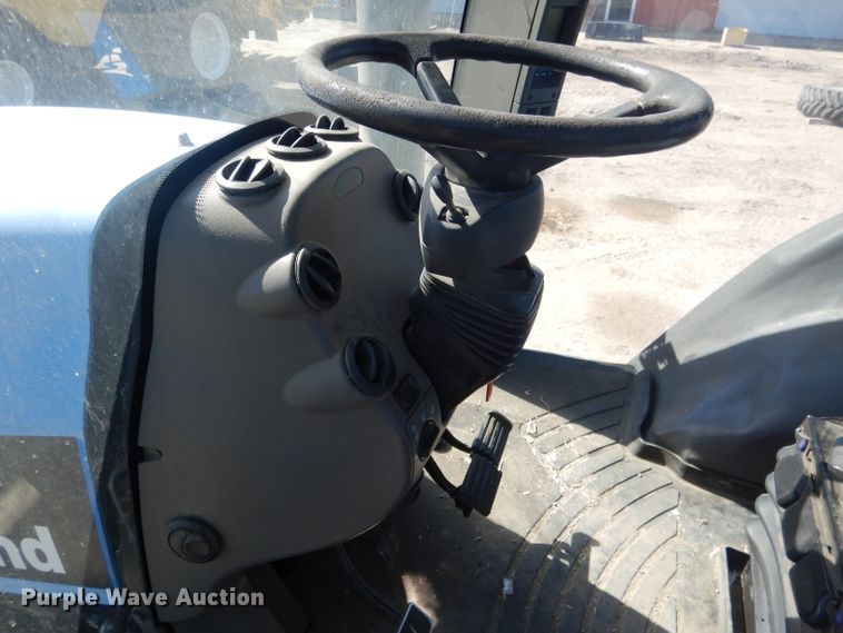 image for item DG4626 2003 New Holland TG285  MFWD tractor