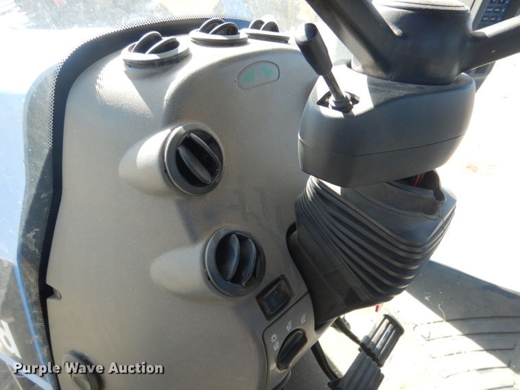 image for item DG4626 2003 New Holland TG285  MFWD tractor