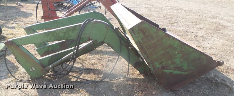 image for item DG8366 John Deere 48  loader