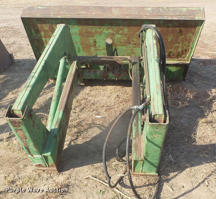 image for item DG8366 John Deere 48  loader