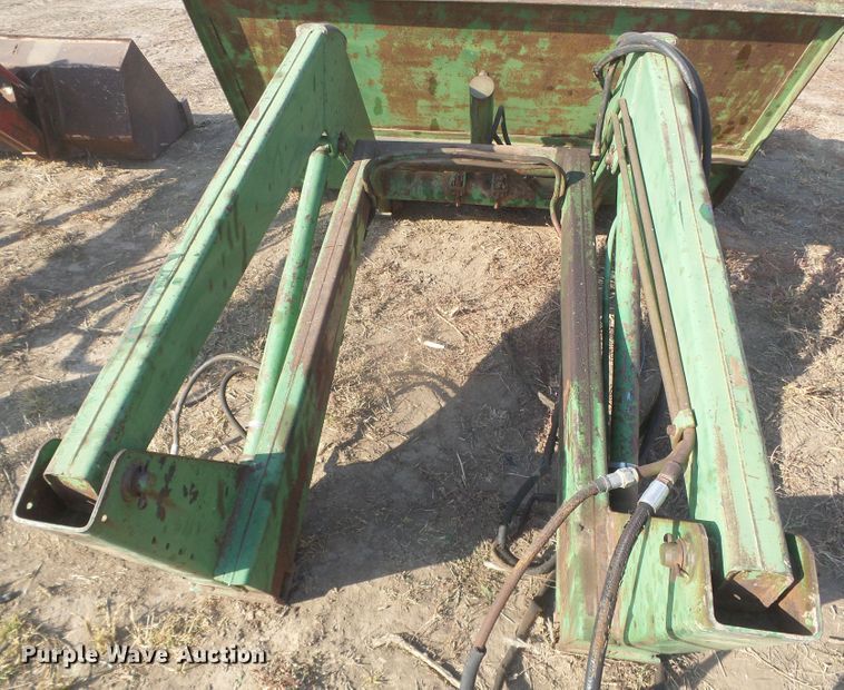 image for item DG8366 John Deere 48  loader