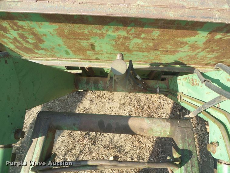 image for item DG8366 John Deere 48  loader