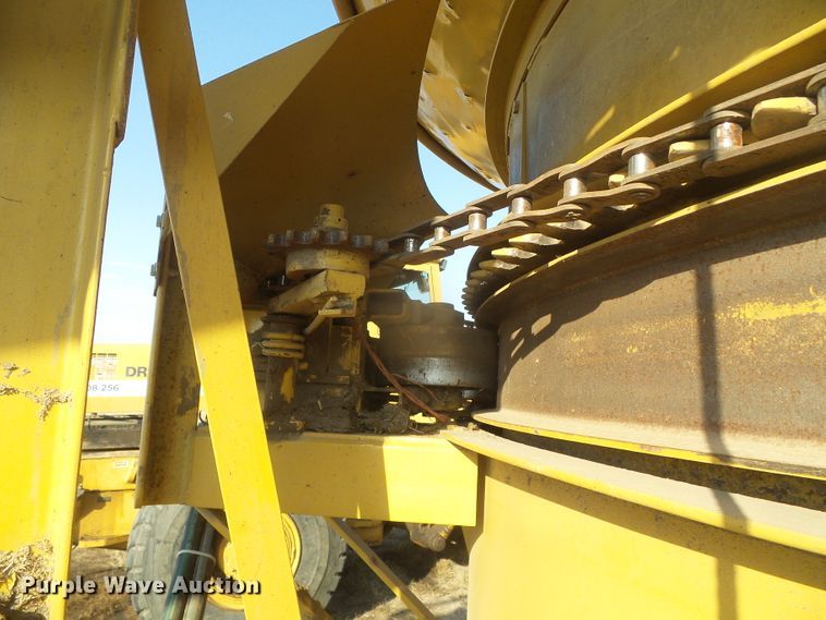 image for item DG8368 Mighty-giant tub grinder