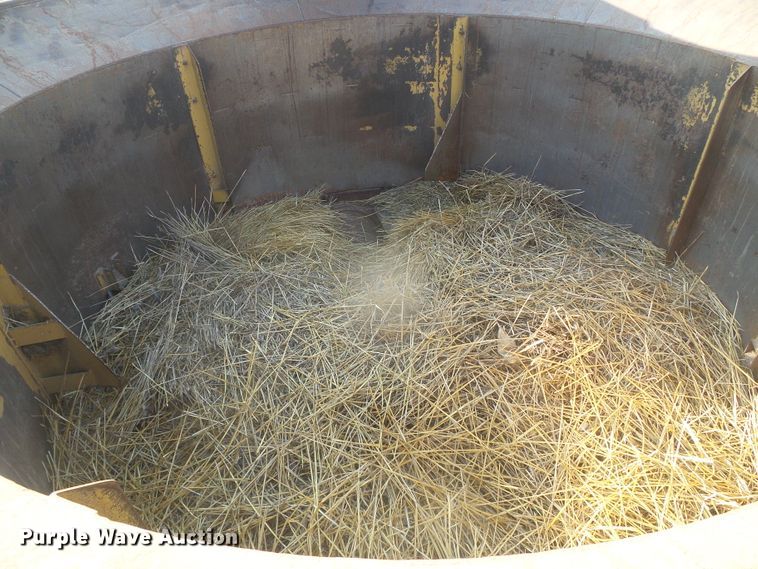 image for item DG8368 Mighty-giant tub grinder