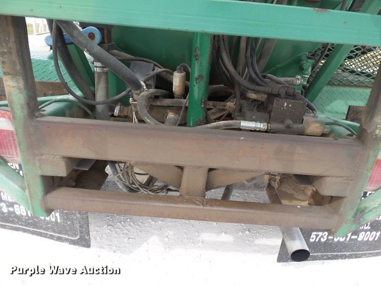 image for item DH3949 1993 Ford F350 applicator truck