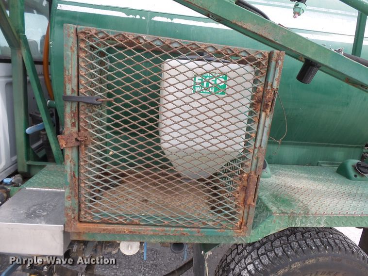 image for item DH3949 1993 Ford F350 applicator truck