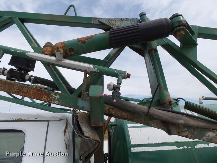 image for item DH3949 1993 Ford F350 applicator truck