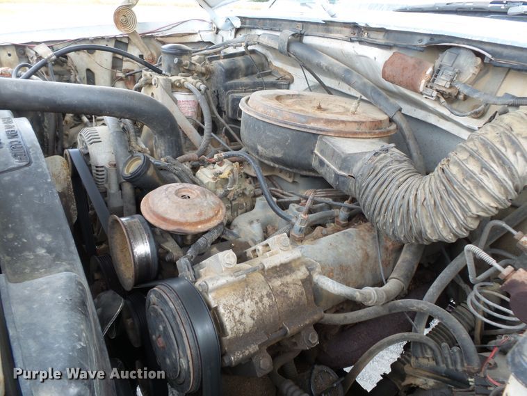 image for item DH3949 1993 Ford F350 applicator truck