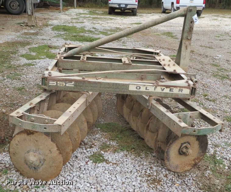 image for item DH3979 Oliver 352 tandem disk