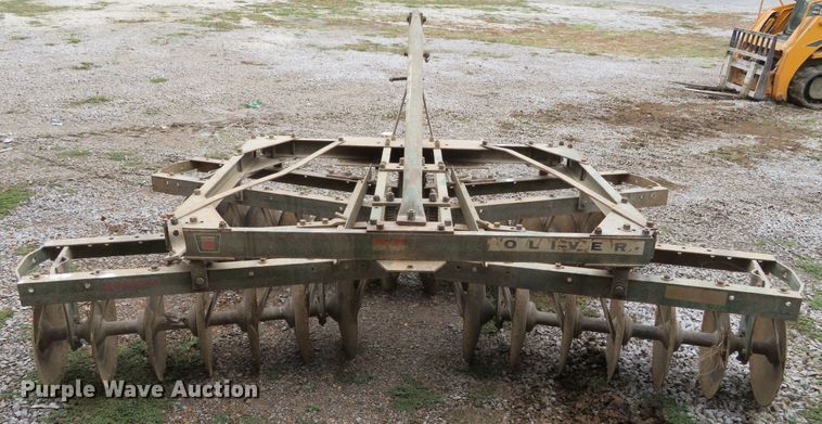 image for item DH3979 Oliver 352 tandem disk